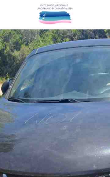 Vandalismo e intimidazioni nel Parco Nazionale: danneggiata l�auto di un ricercatore e distrutta una fototrappola
